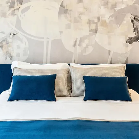 Donna Giacinta Blu Luxury Flat شقة *