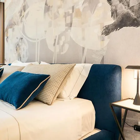 Donna Giacinta Blu Luxury Flat * باري